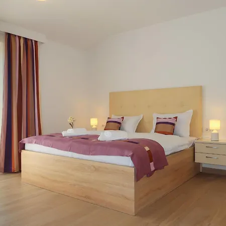 Holiday Mariva - Mlk322 By Interhome